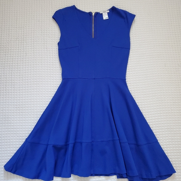 Bar III Dresses & Skirts - Bar III Fit and flare blue dress size small